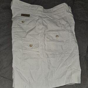 Cabelas woman khaki cargo short